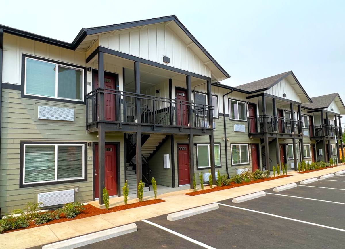 Apartment for rent at 1866 5th St, Springfield, OR 97477