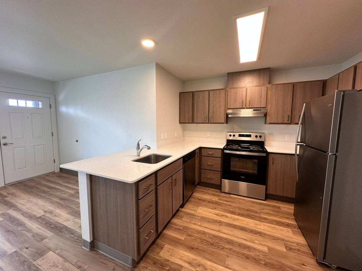 Apartment for rent at 1866 5th St, Springfield, OR 97477