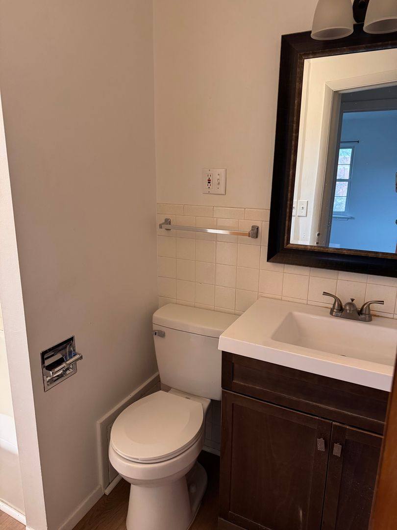 Apartment for rent at 314-316 Reis St, New Castle, PA 16101