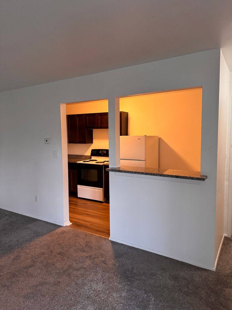 Apartment for rent at 314-316 Reis St, New Castle, PA 16101