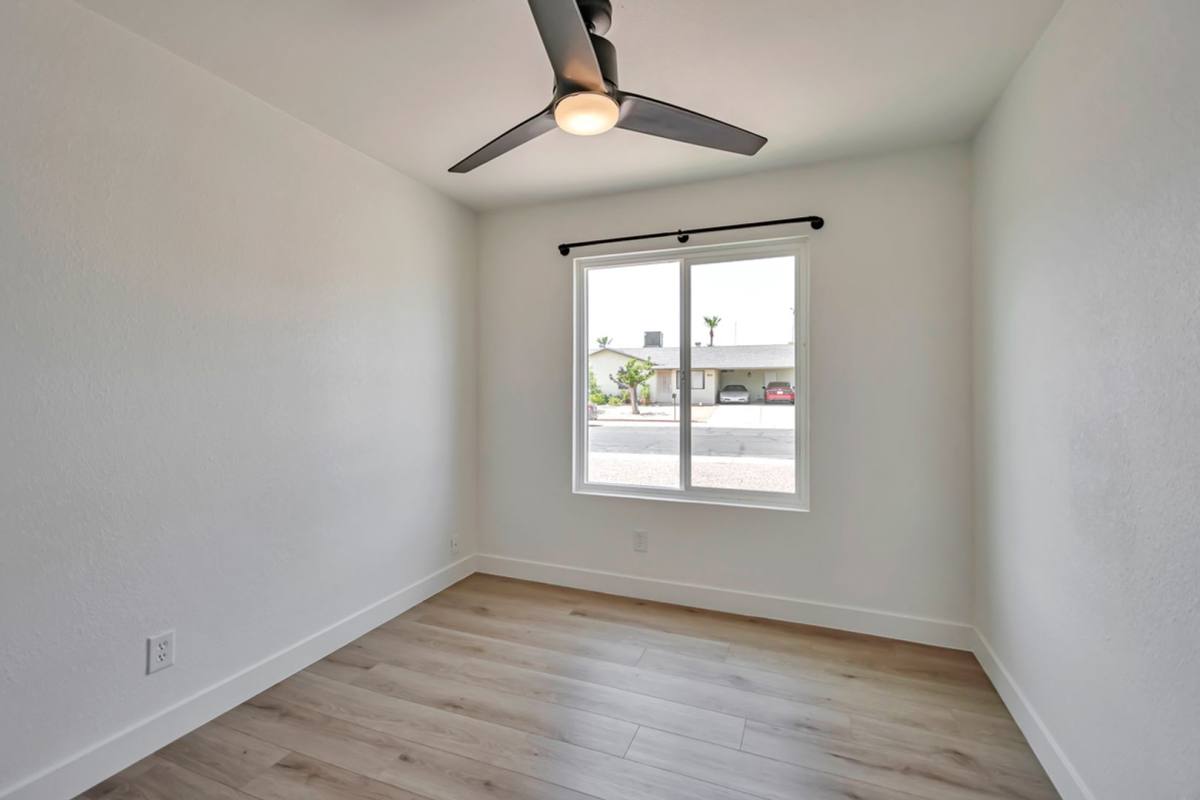 House for rent at 906 W Colgate Dr, Tempe, AZ 85283