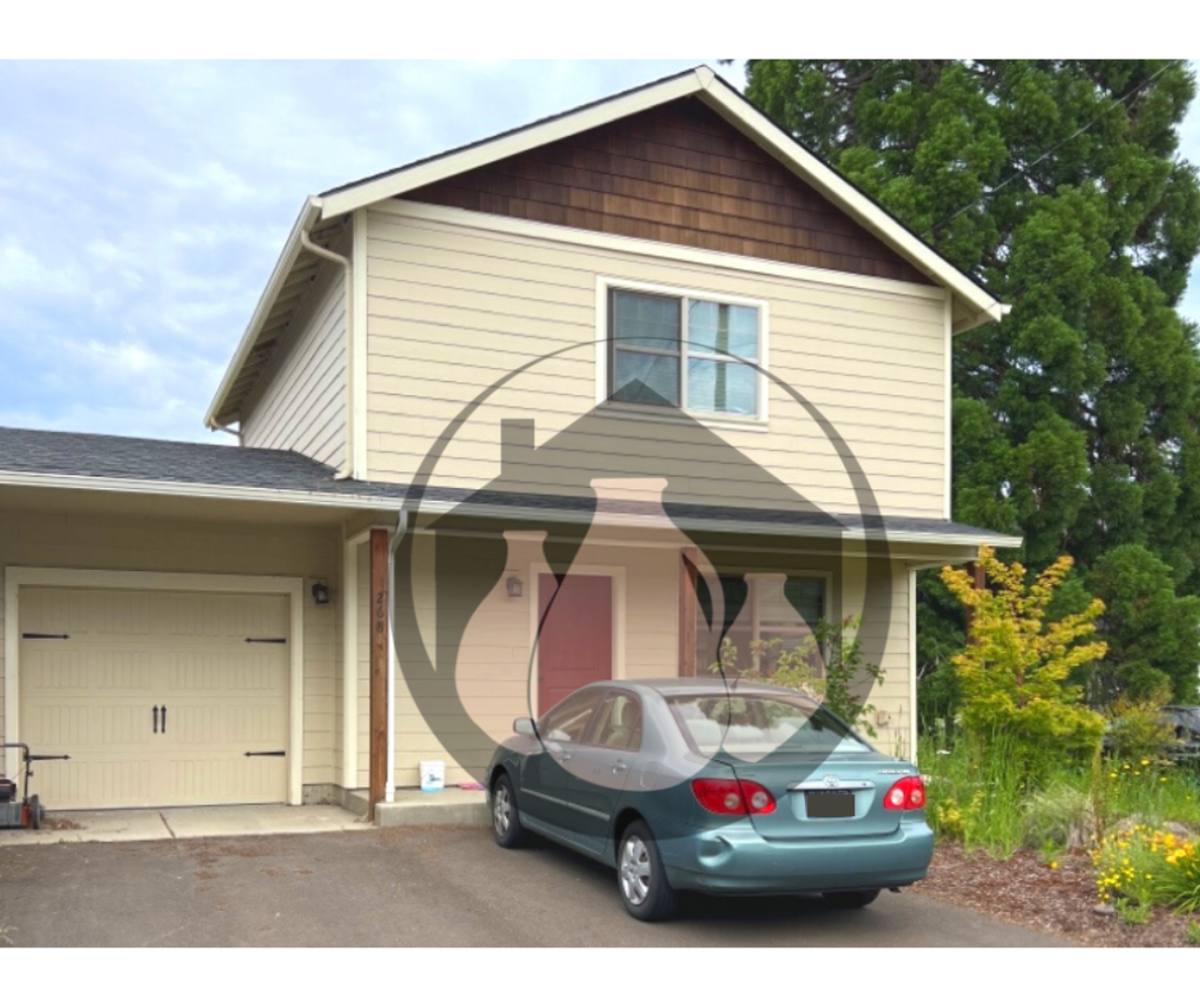 Apartment for rent at 268-270 13th St, Philomath, OR 97370
