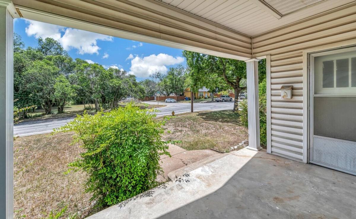 House for rent at 1825 Cumberland, Waco, TX 76707