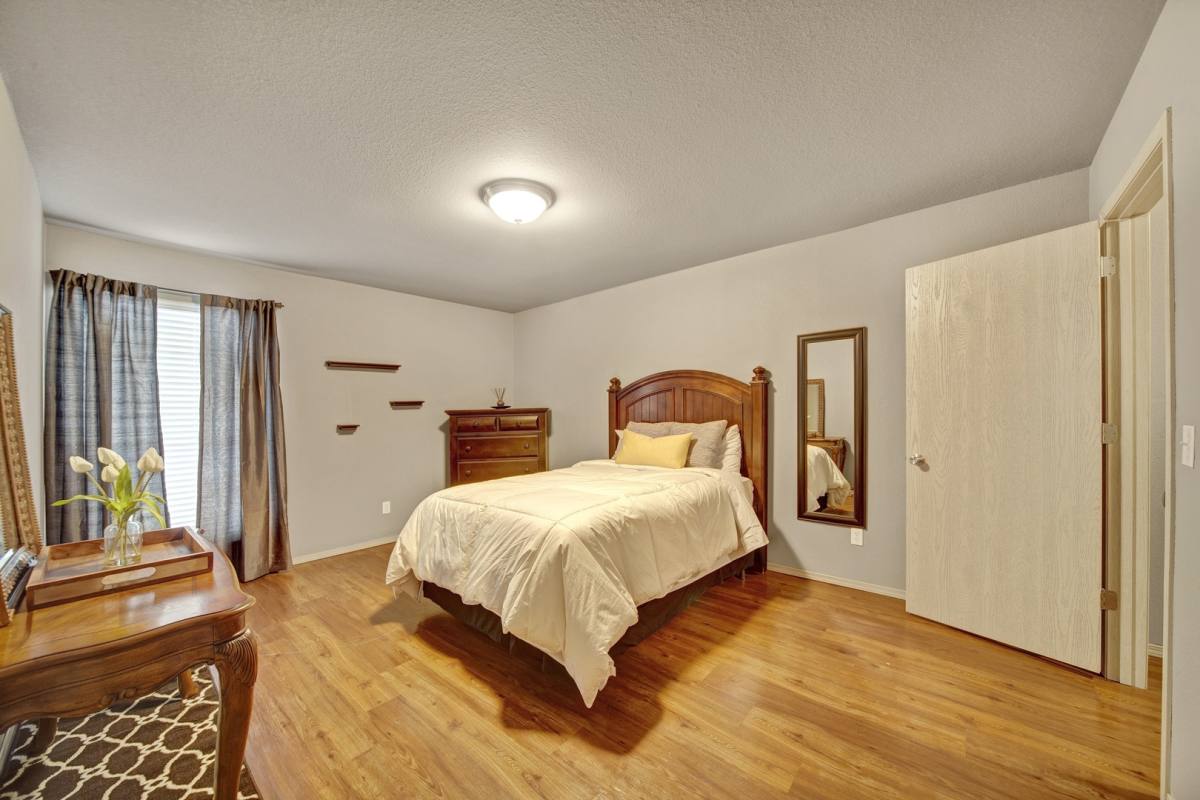 Apartment for rent at 1209 W Hefner Rd, Oklahoma City, OK 73114