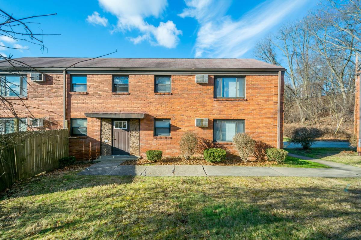 Apartment for rent at 21-62 Melvin Court, Pittsburgh, PA 15235