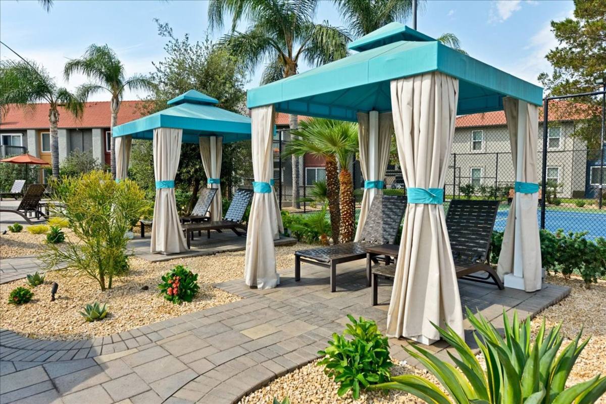 Townhouse for rent at 3957 Pierce St, Riverside, CA 92505