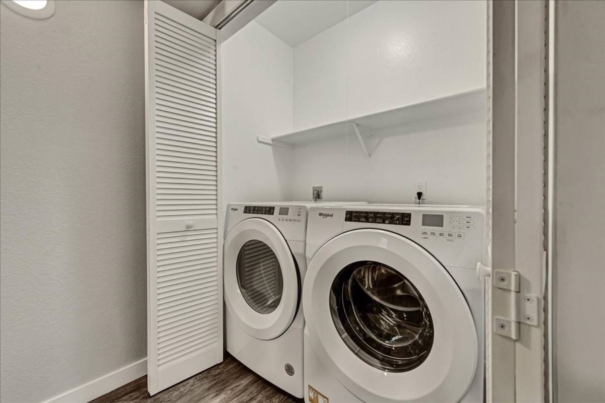 Townhouse for rent at 3957 Pierce St, Riverside, CA 92505