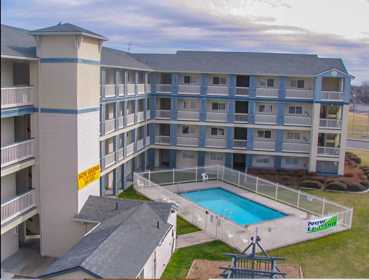 Apartment for rent at 1000 W 5th Ave, Kennewick, WA 99336