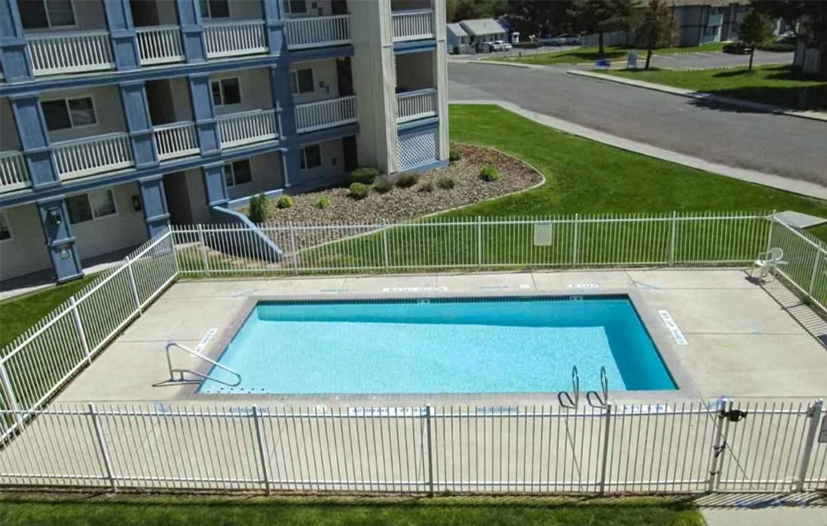 Apartment for rent at 1000 W 5th Ave, Kennewick, WA 99336