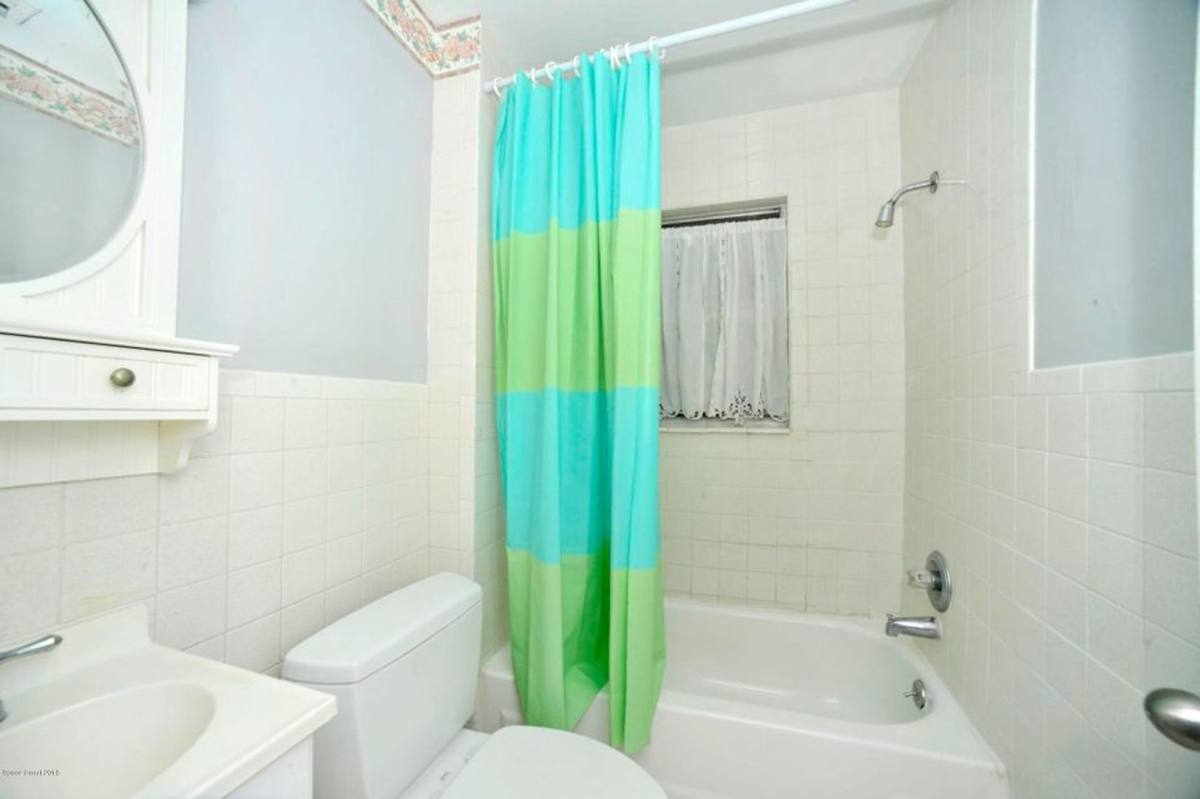 House for rent at 19 Highland St, Cocoa, FL 32922