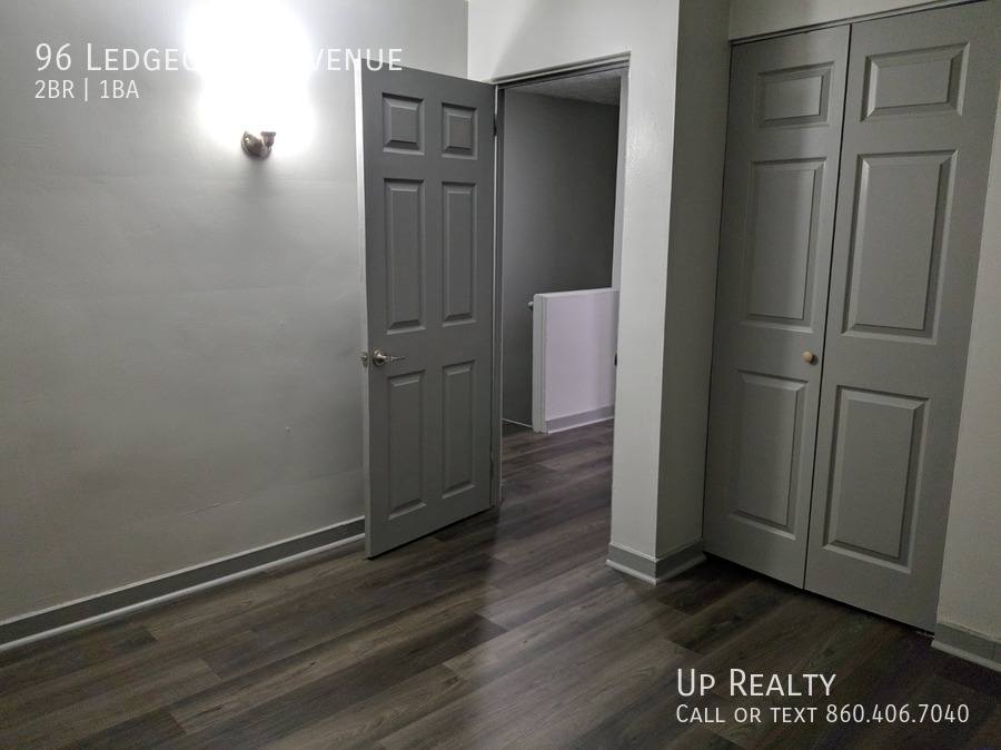 Apartment for rent at 96 Ledgecrest Ave, New Britain, CT 06051