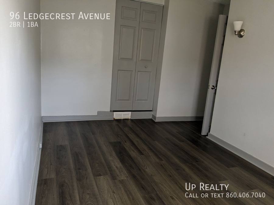 Apartment for rent at 96 Ledgecrest Ave, New Britain, CT 06051