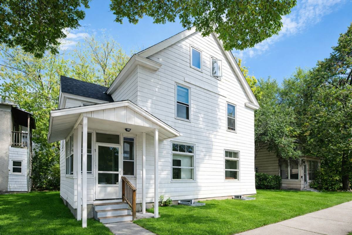 Apartment for rent at 1203 8th St SE, Minneapolis, MN 55414