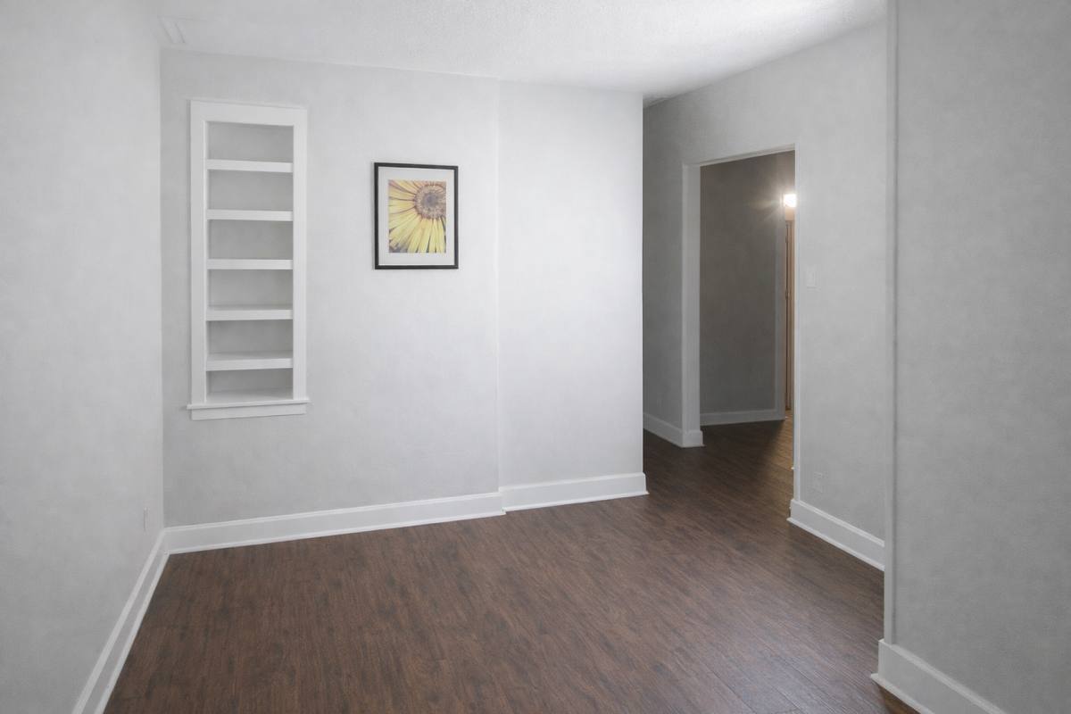 Apartment for rent at 1221-23 8th St SE, Minneapolis, MN 55414