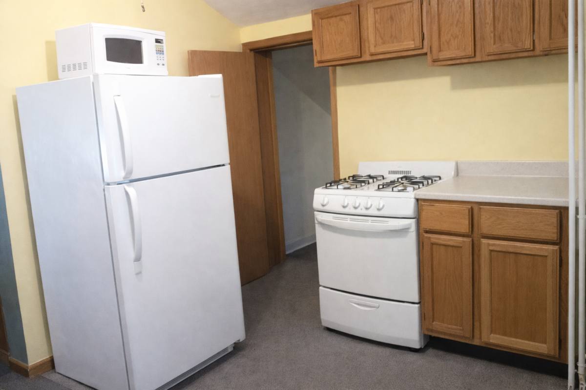 Apartment for rent at 1221-23 8th St SE, Minneapolis, MN 55414