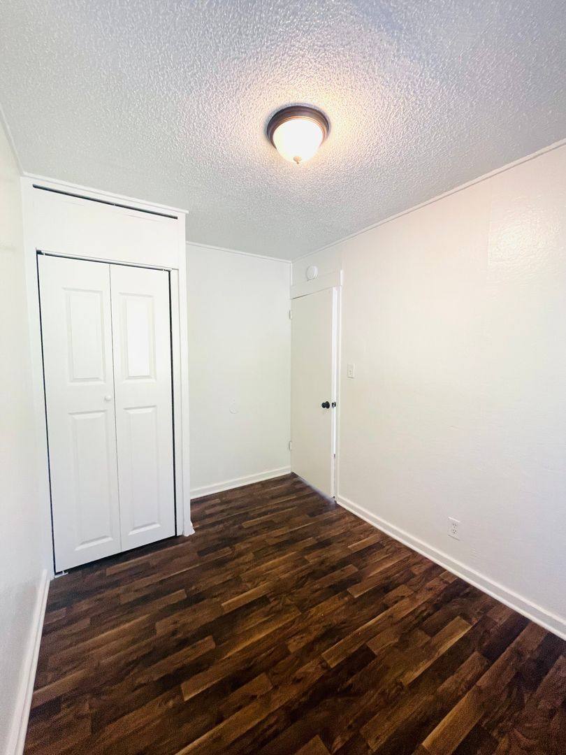 Apartment for rent at 536 & 538 Acacia Rd, Santa Paula, CA 93060