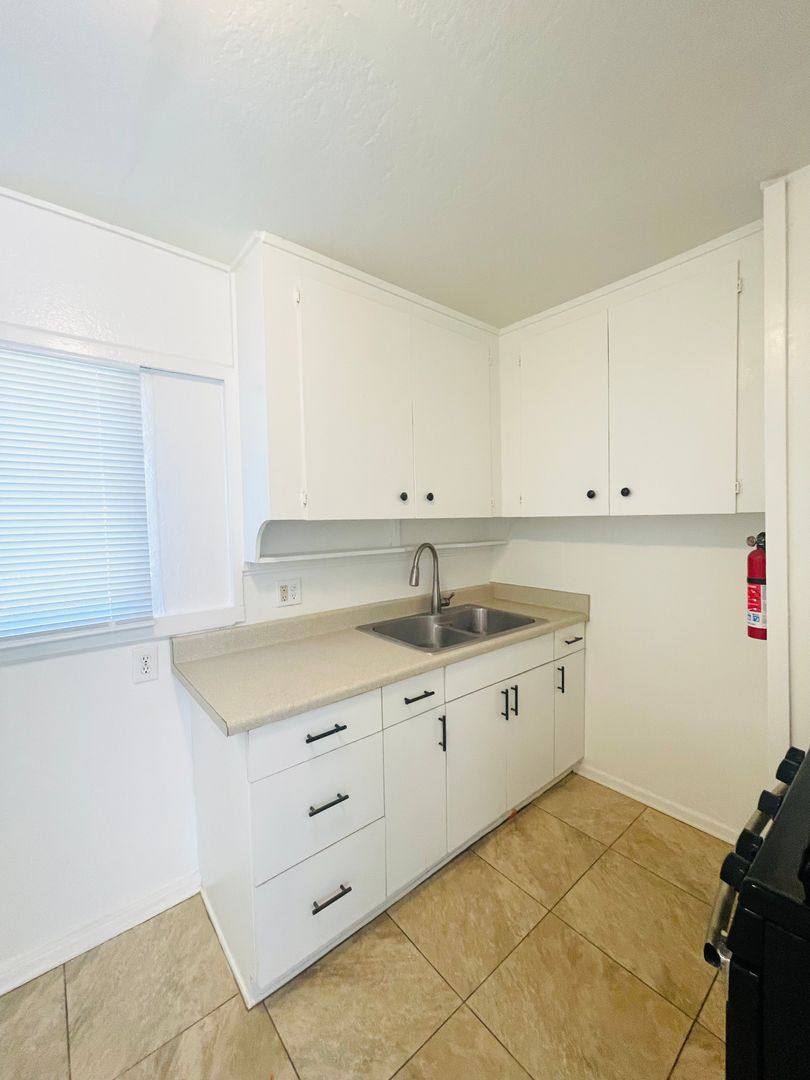 Apartment for rent at 536 & 538 Acacia Rd, Santa Paula, CA 93060