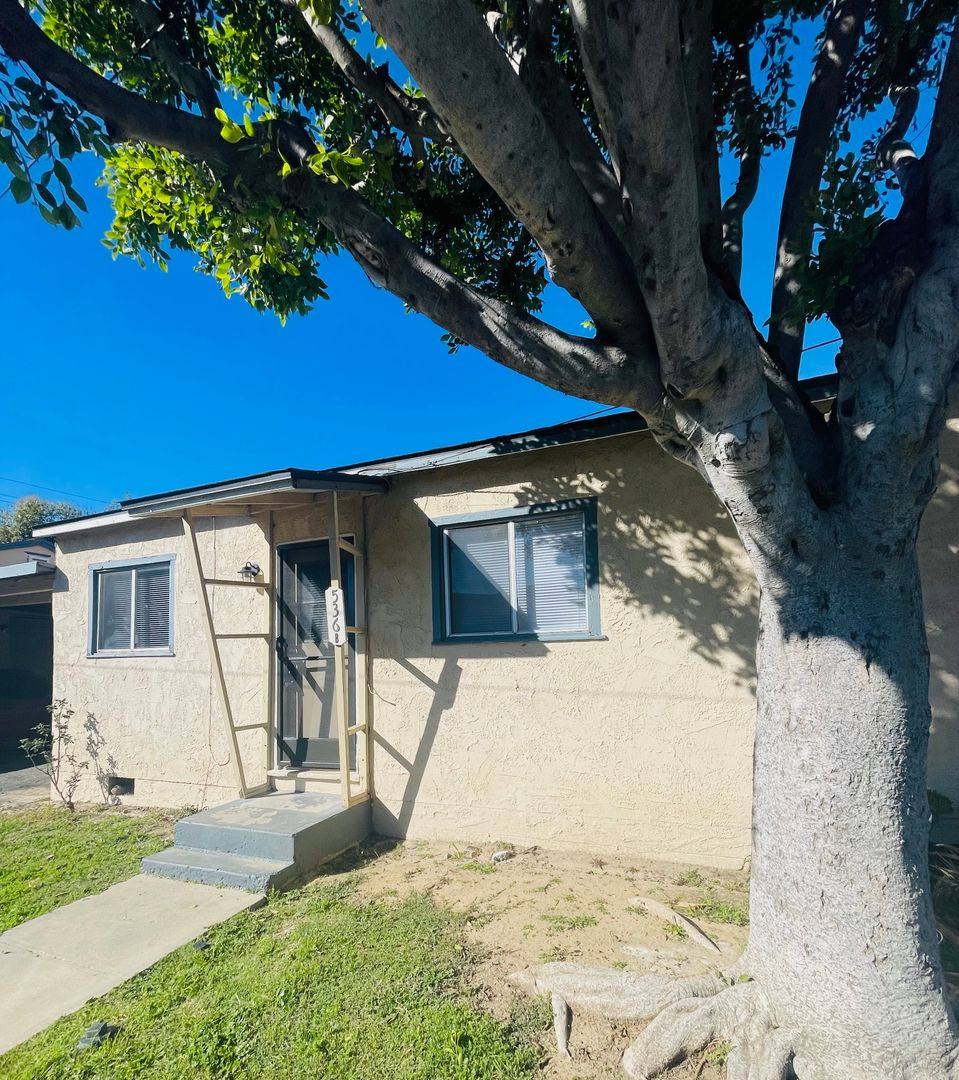 Apartment for rent at 536 & 538 Acacia Rd, Santa Paula, CA 93060