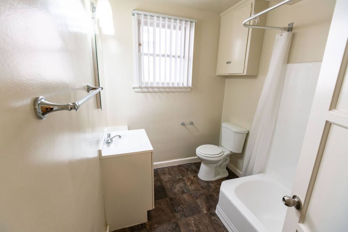 Apartment for rent at 410 Veteran Ave, Los Angeles, CA 90024
