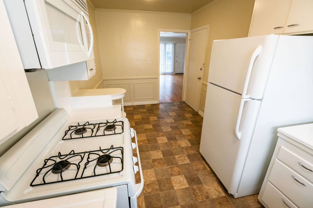 Apartment for rent at 410 Veteran Ave, Los Angeles, CA 90024