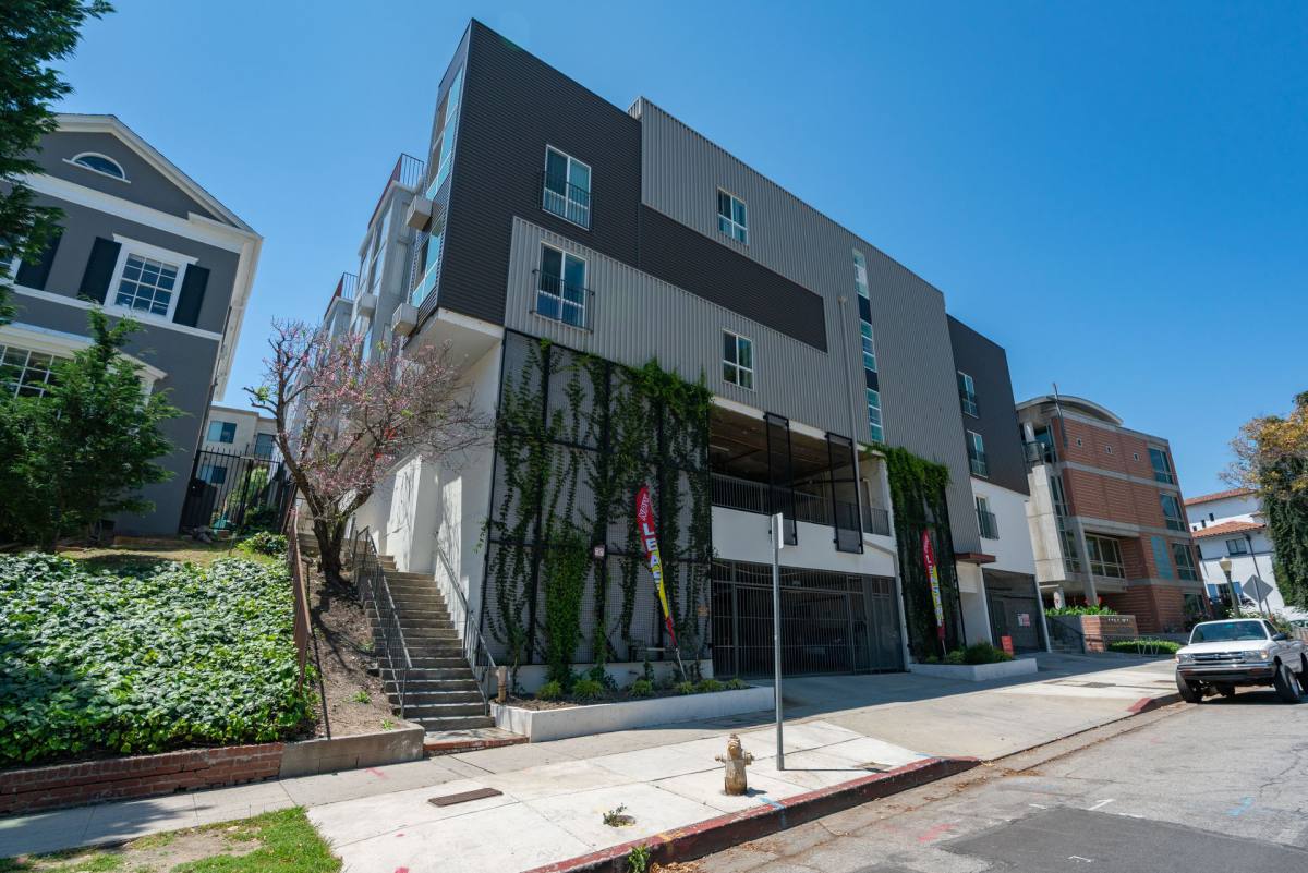 Apartment for rent at 641 Gayley Ave, Los Angeles, CA 90024
