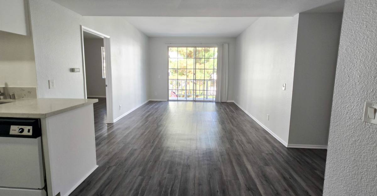 Apartment for rent at 685 Kelton Ave, Los Angeles, CA 90024