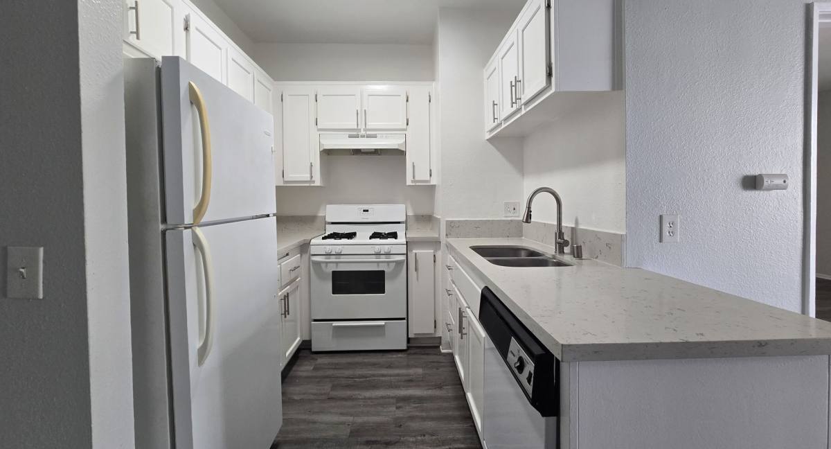 Apartment for rent at 685 Kelton Ave, Los Angeles, CA 90024