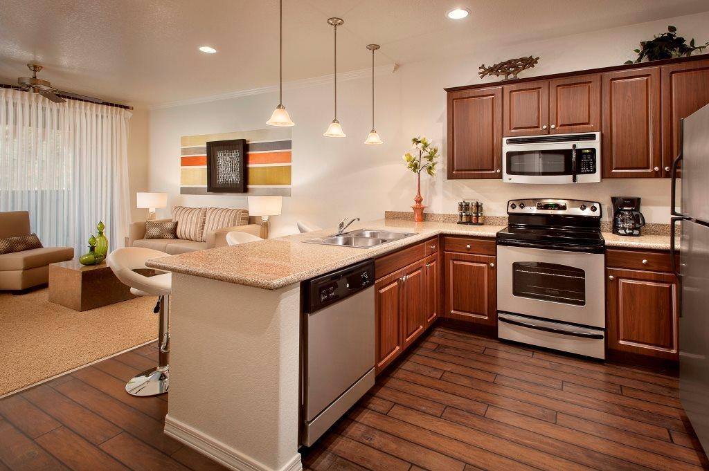 Apartment for rent at 800 W Willis Rd, Chandler, AZ 85286