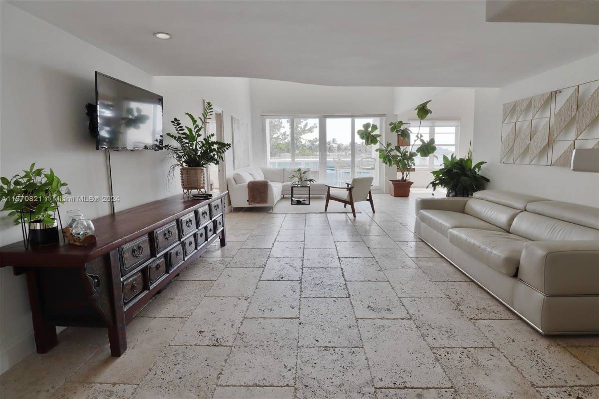 Apartment for rent at 6770 Indian Creek Dr, Miami Beach, FL 33141