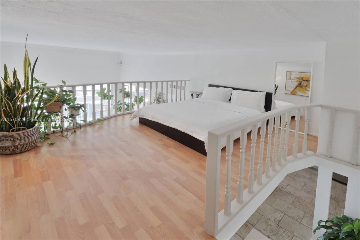 Apartment for rent at 6770 Indian Creek Dr, Miami Beach, FL 33141
