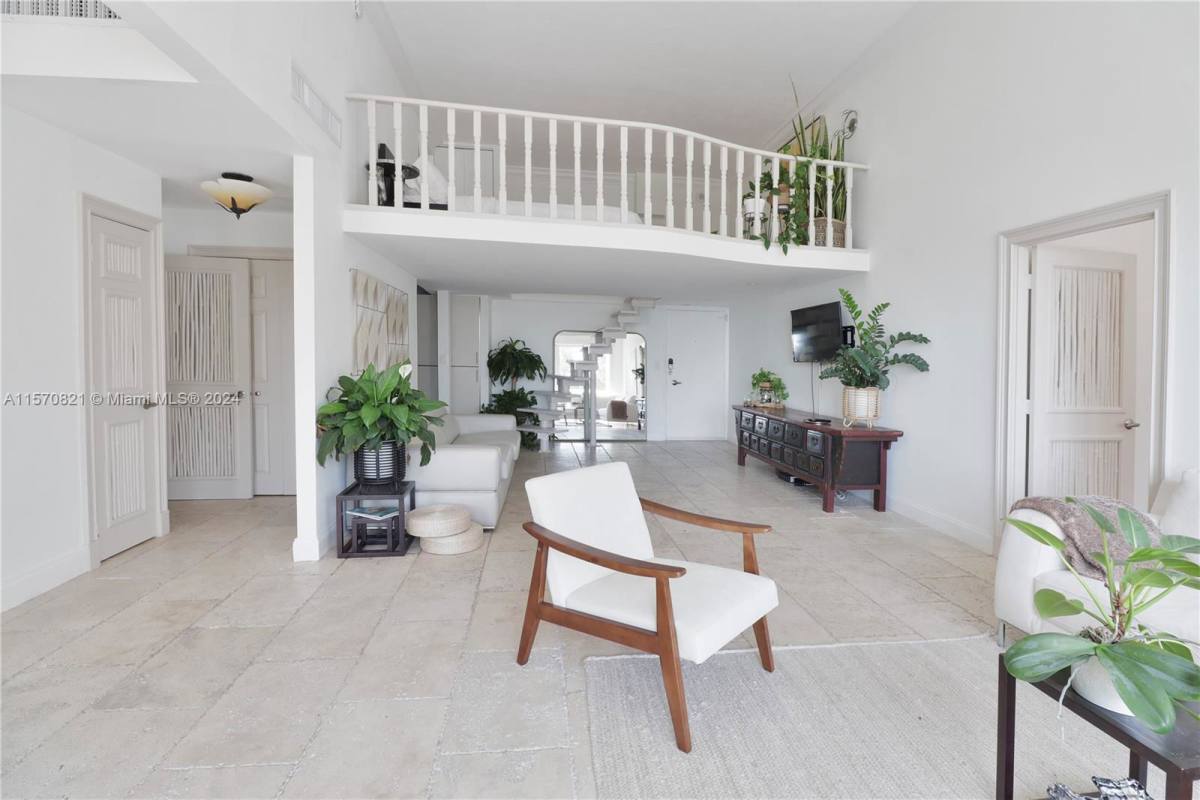 Apartment for rent at 6770 Indian Creek Dr, Miami Beach, FL 33141