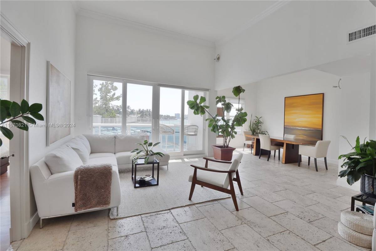 Apartment for rent at 6770 Indian Creek Dr, Miami Beach, FL 33141