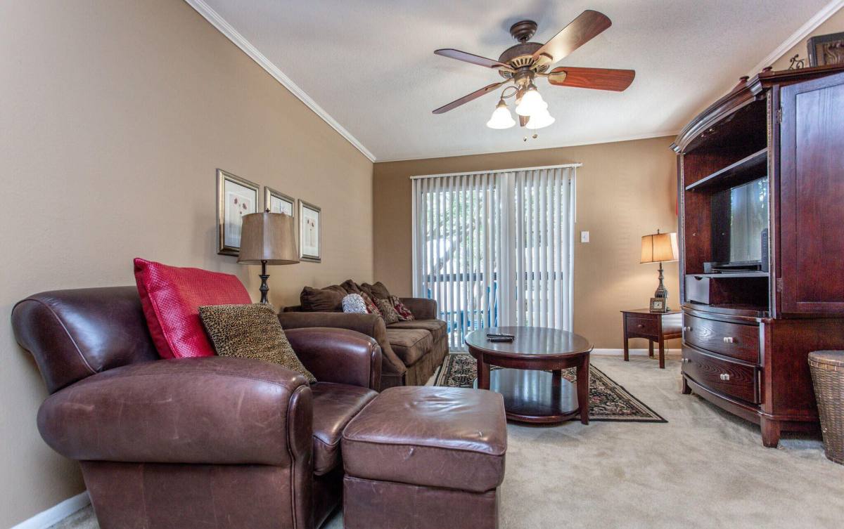 Apartment for rent at 291 Scarborough Dr, Conroe, TX 77304