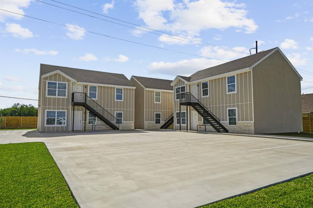 Apartment for rent at 2005 Southridge Ave, Harlingen, TX 78550
