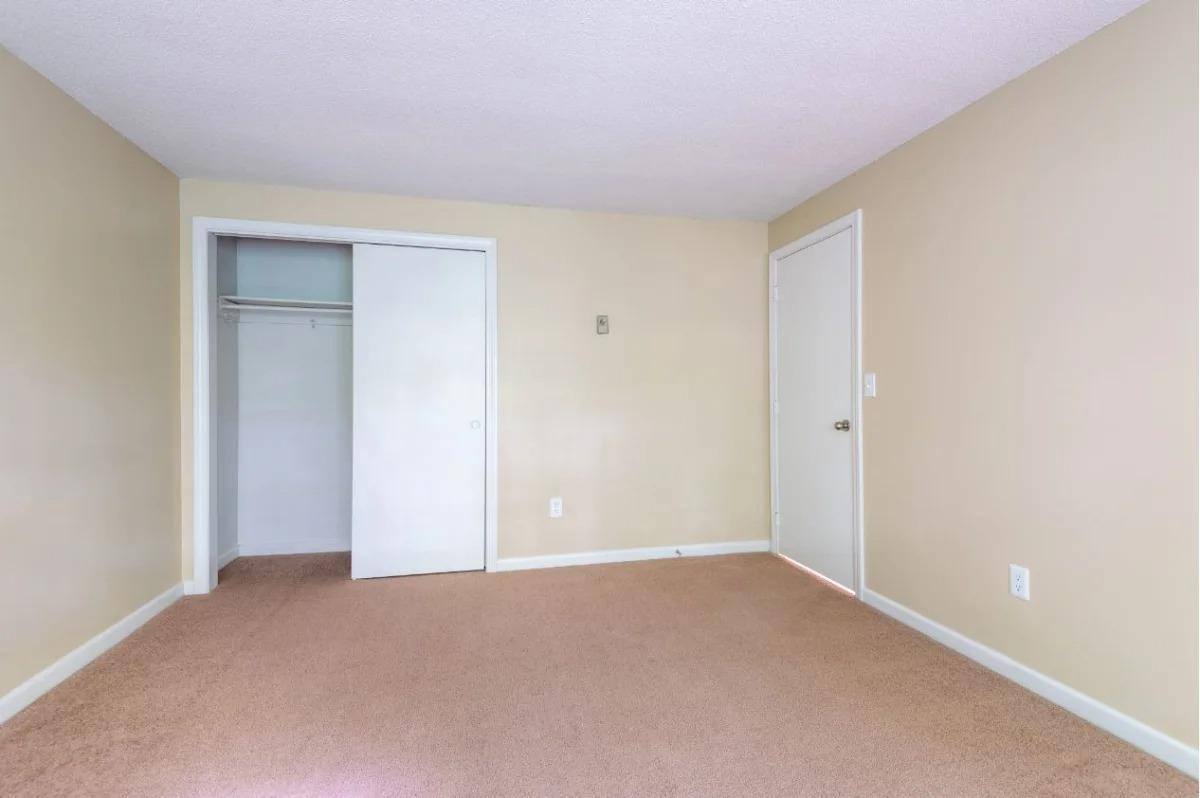 Townhouse for rent at 1 Amesbury Court, Yarmouth, ME 04096