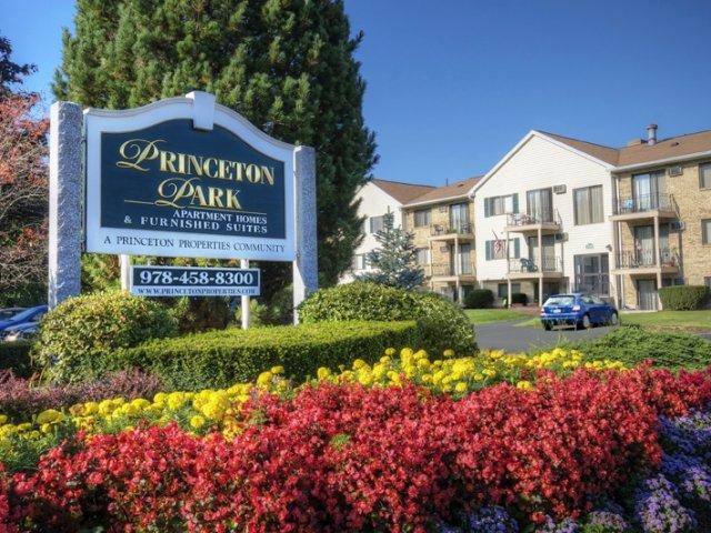 Apartment for rent at 670 Princeton Blvd, Lowell, MA 01851