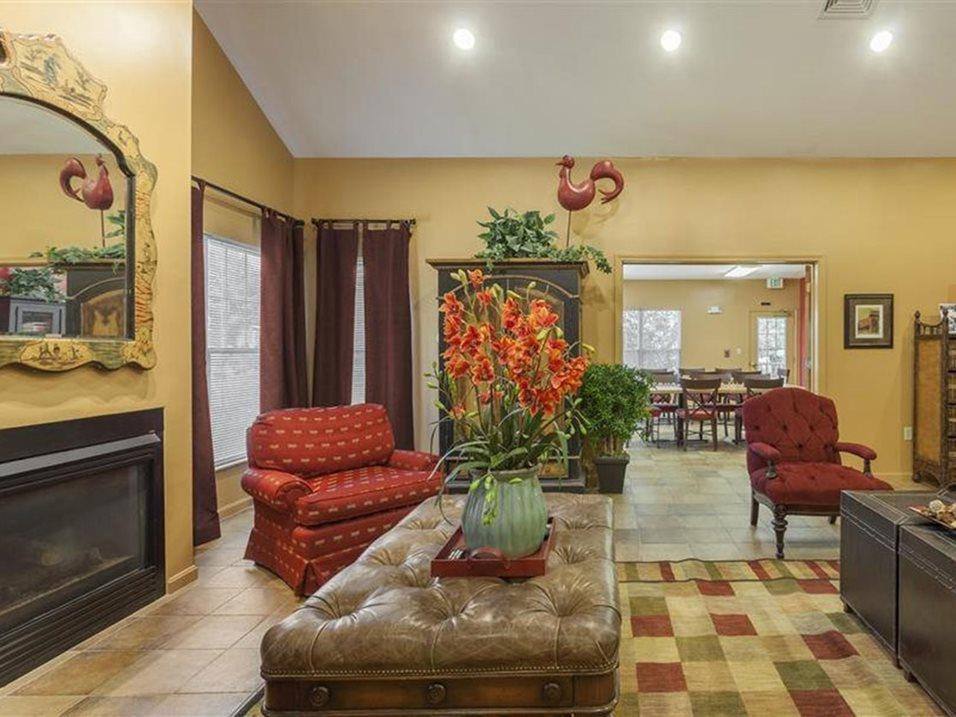 Apartment for rent at Franklin Commons, 8 Gatehouse Lane, Franklin, MA 02038