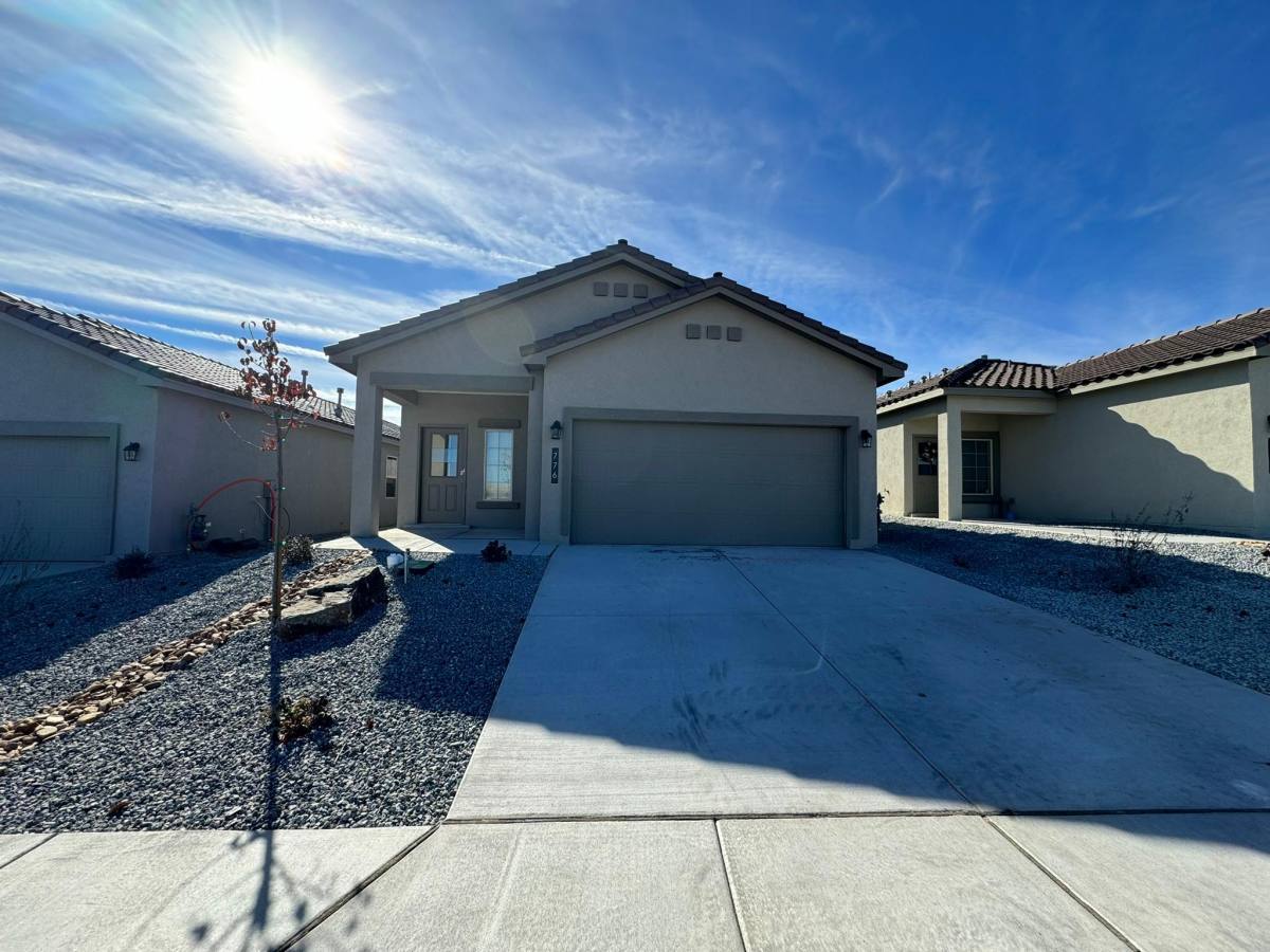 House for rent at 776 Amatista Loop SE, Rio Rancho, NM 87124