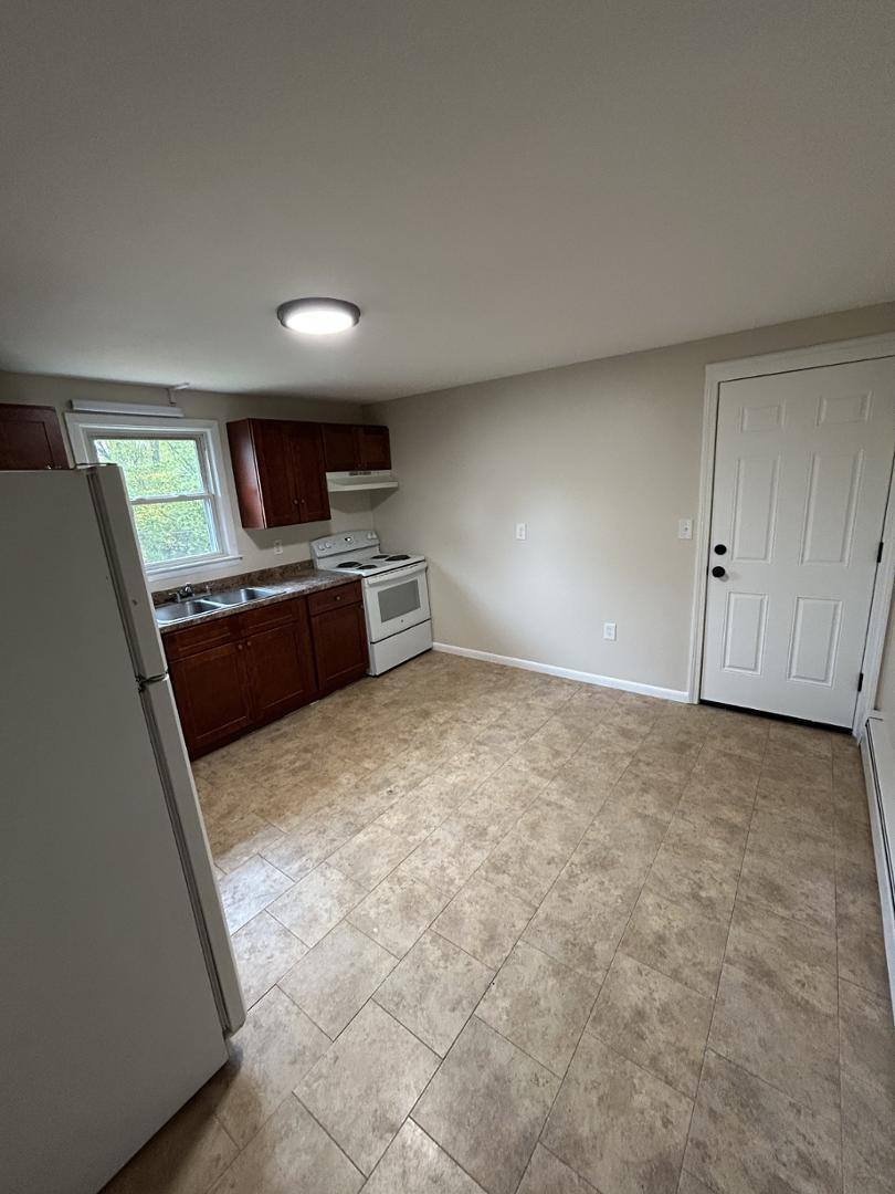 Apartment for rent at 31 Joyce St #3, Webster, MA 01570