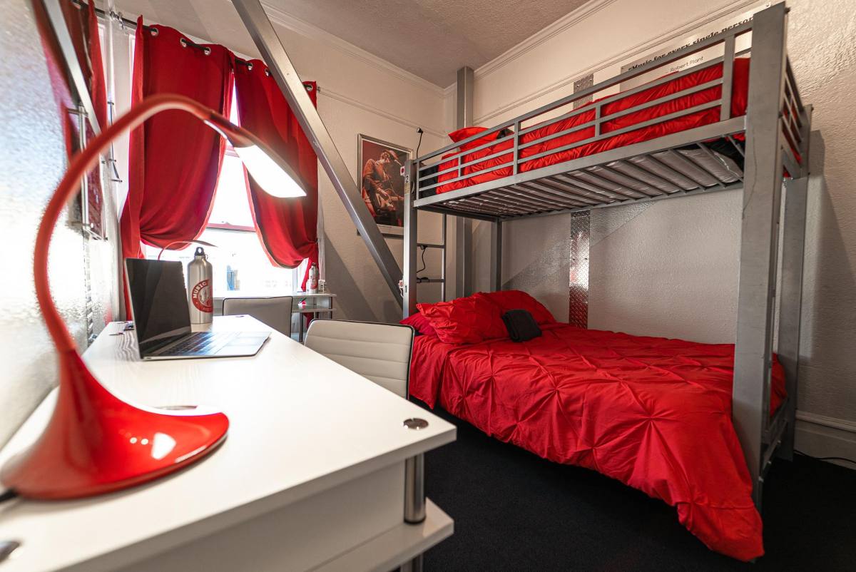 Apartment for rent at 1353 Bush St, San Francisco, CA 94109