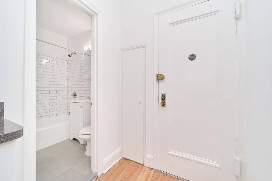 Apartment for rent at 338 E 53rd St #C, New York, NY 10022