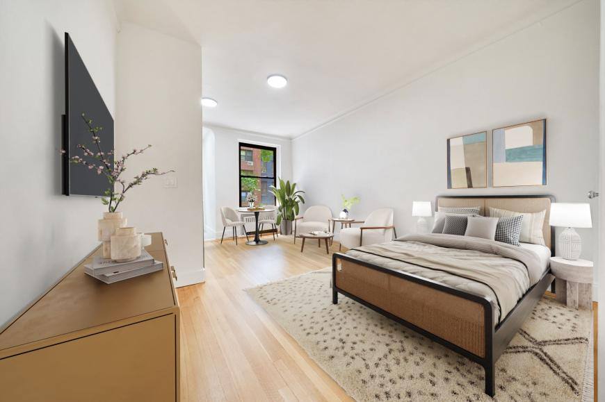 Apartment for rent at 338 E 53rd St #C, New York, NY 10022
