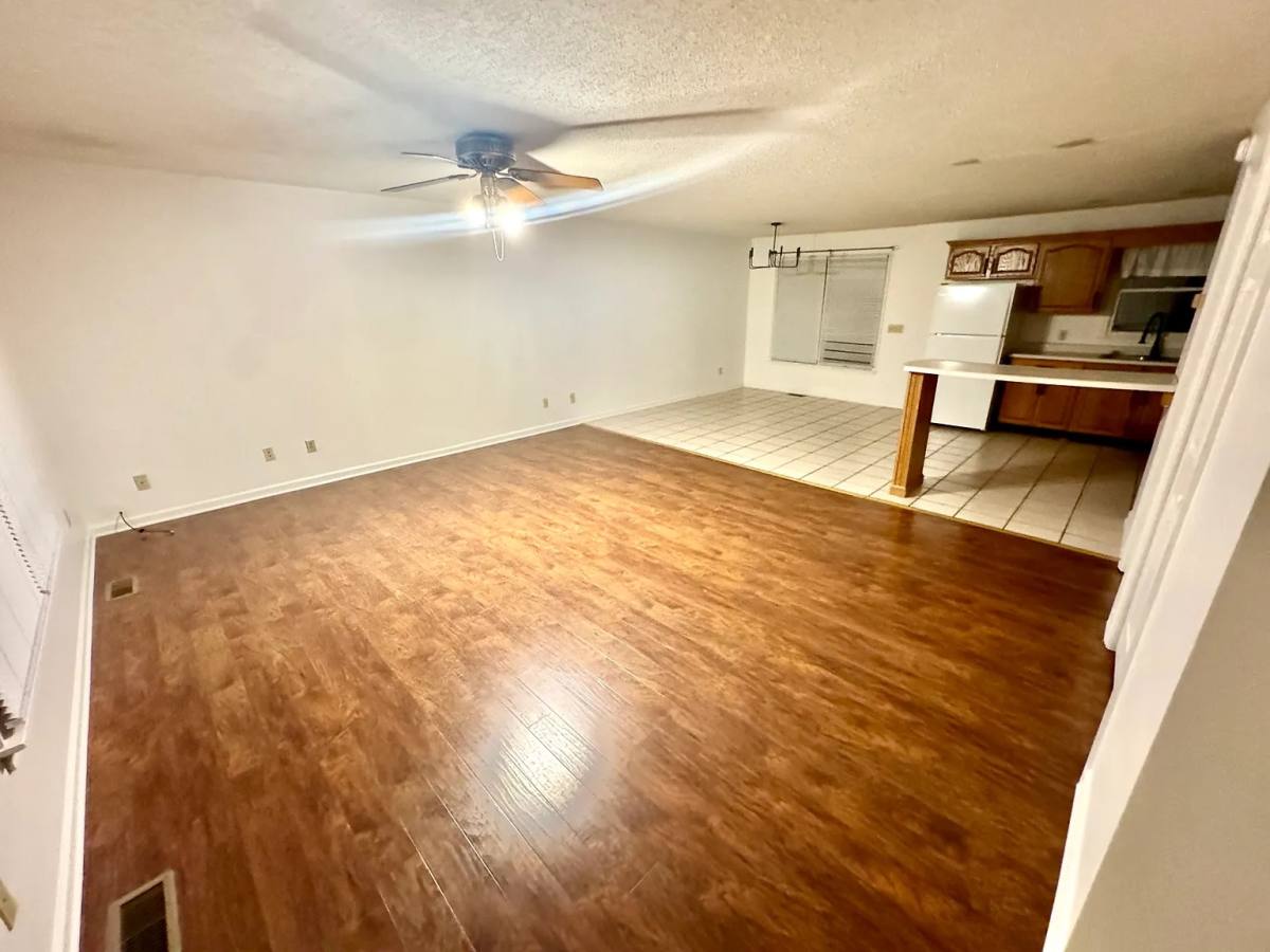 Townhouse for rent at 269 Peach Orchard Dr, Pikeville, KY 41501