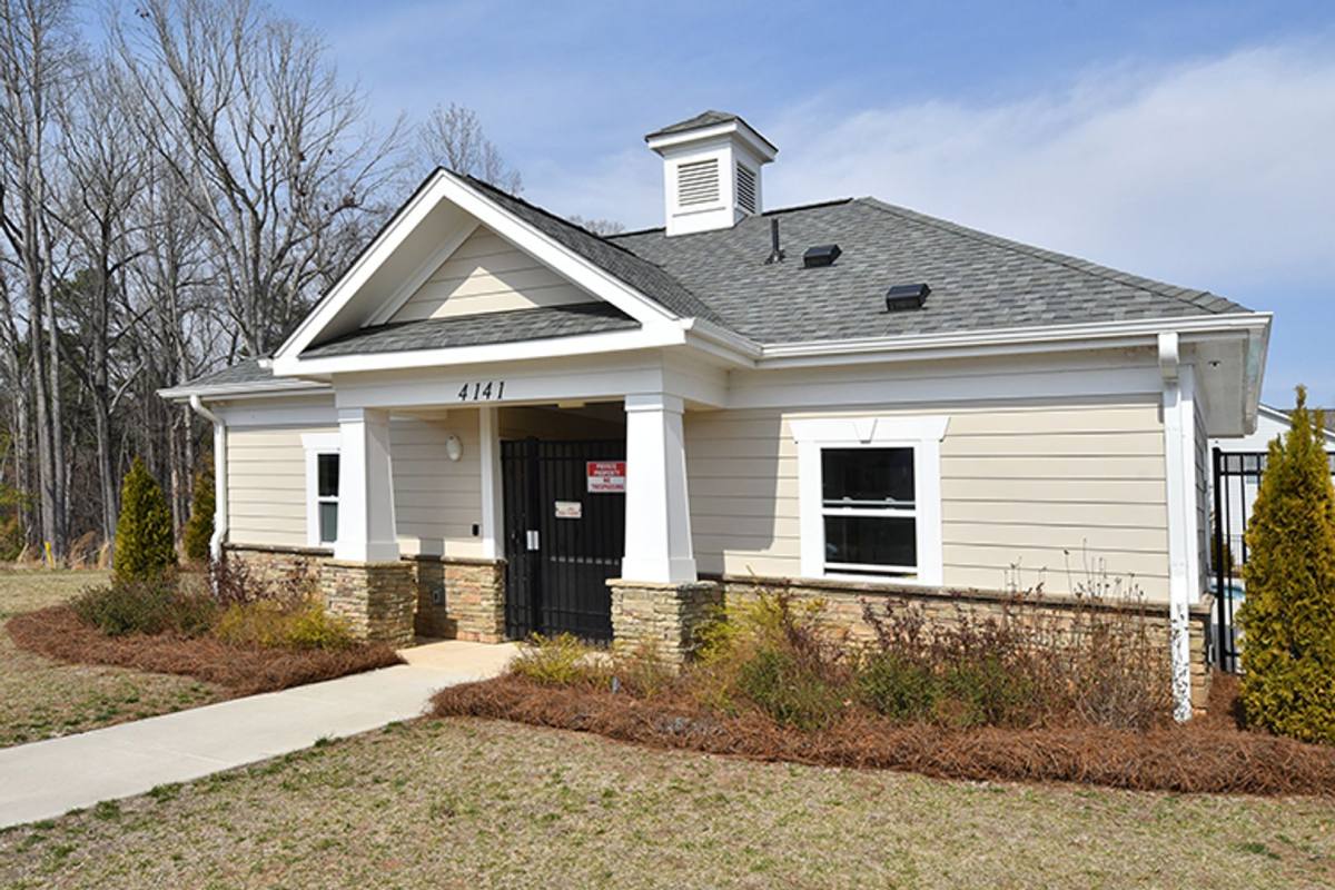 Townhouse for rent at 4160 Steel Way, Sherrills Ford, NC 28673