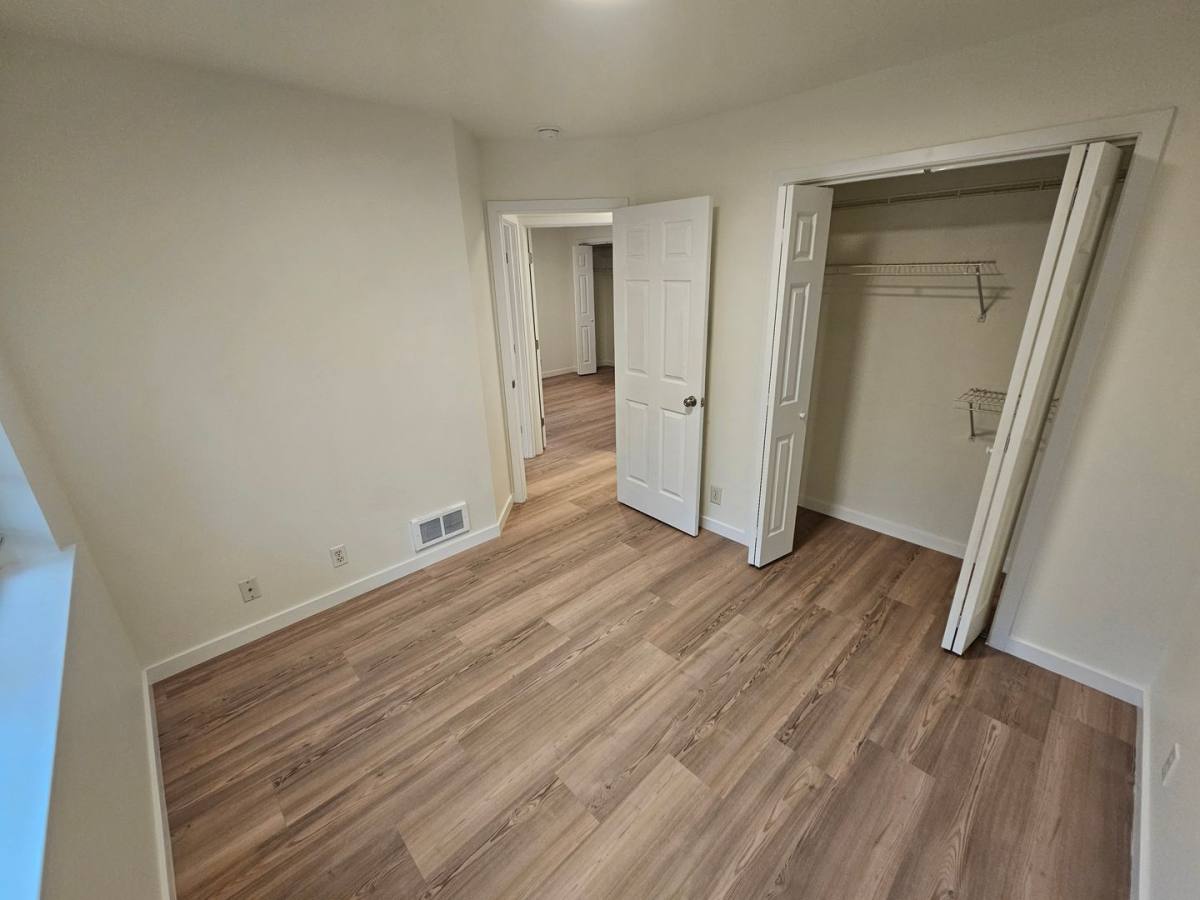 Apartment for rent at 1580, 1584, 1588 Ferry Alley, Eugene, OR 97401