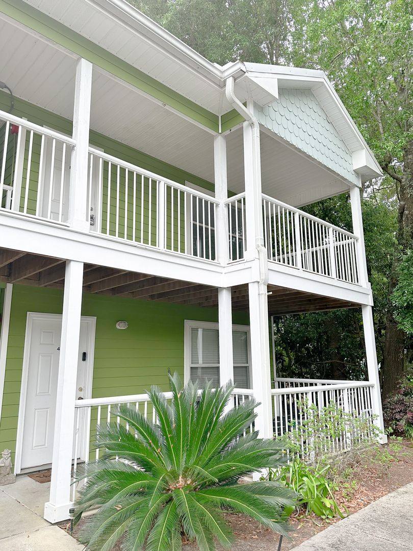 Apartment for rent at 435 E Canal Dr, Gulf Shores, AL 36542