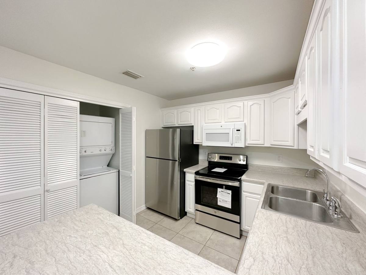 Apartment for rent at 435 E Canal Dr, Gulf Shores, AL 36542