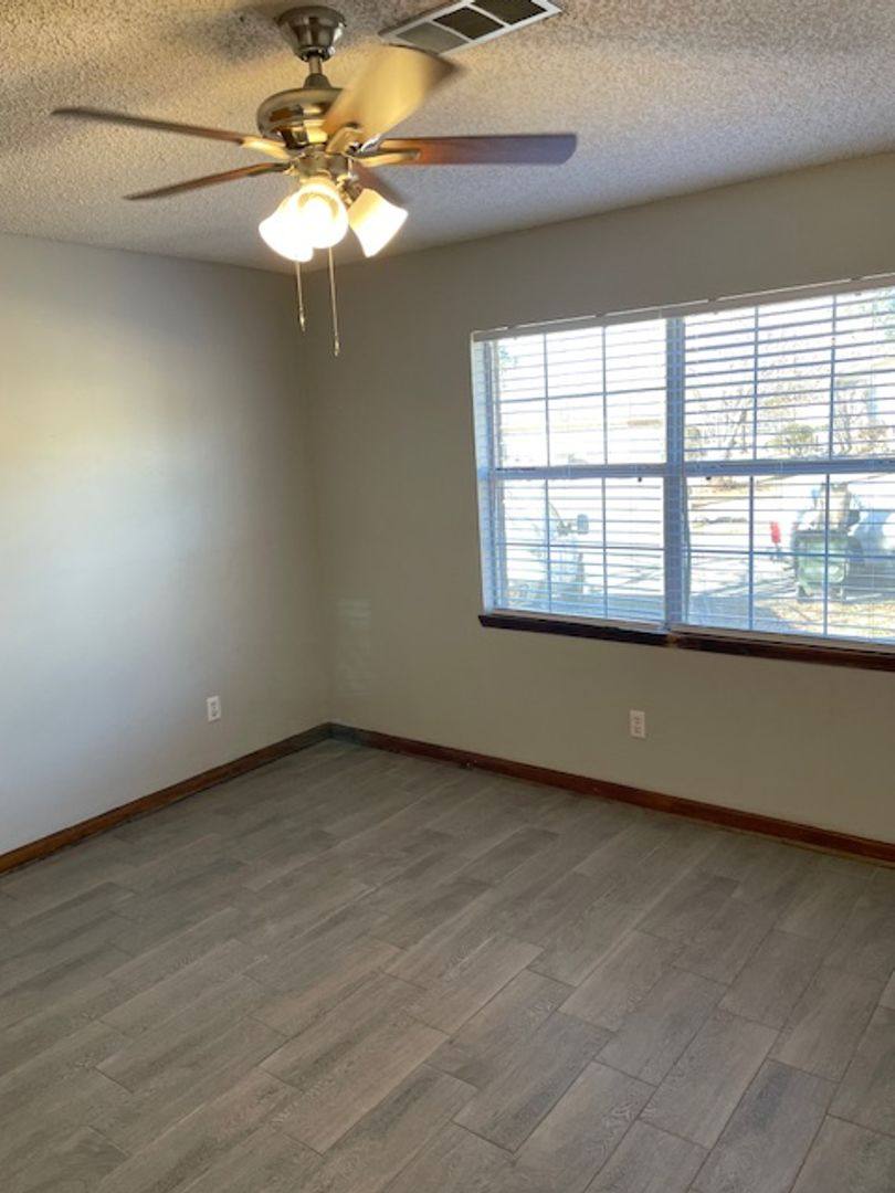 House for rent at 1150 Gentry Dr, Auburn, AL 36830