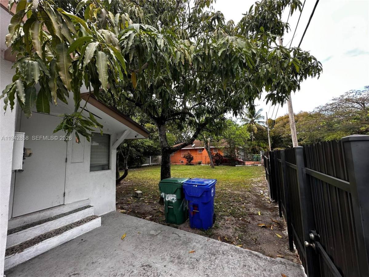 House for rent at 105 NW 31st St, Miami, FL 33127