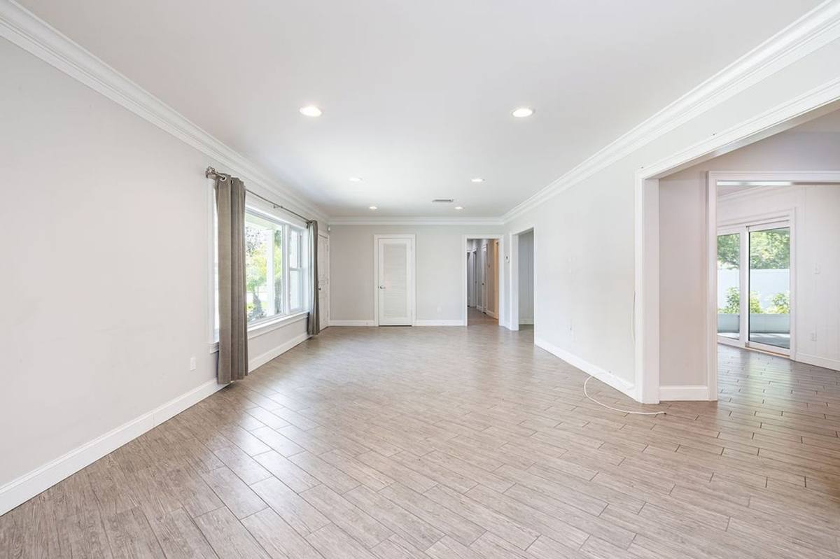 House for rent at 4200 W Beachway Dr, Tampa, FL 33609